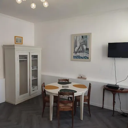 Le Prieur E - Coeur De Bourg - Maison 48 M2 Holiday home